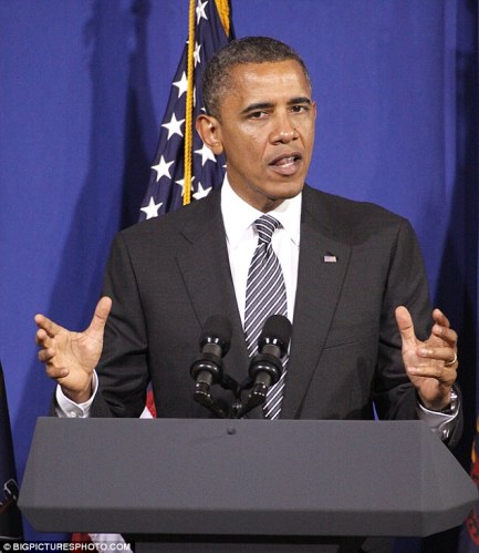 article-2159095-1395621C000005DC-567_634x731