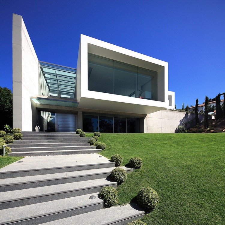 002-ekali-residence-isv-architects