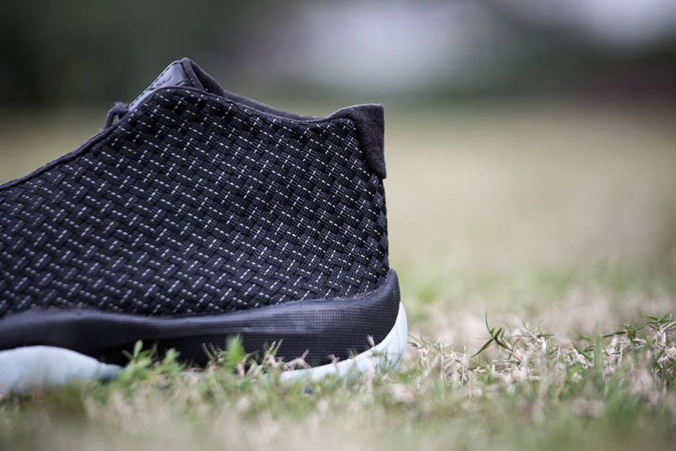 a-closer-look-at-the-jordan-future-black-white-5