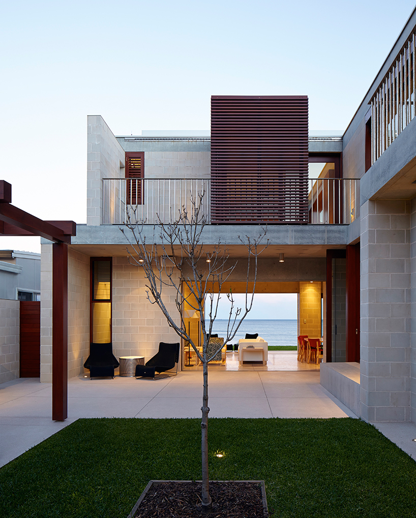 porebski-architects-the-block-house-designboom02