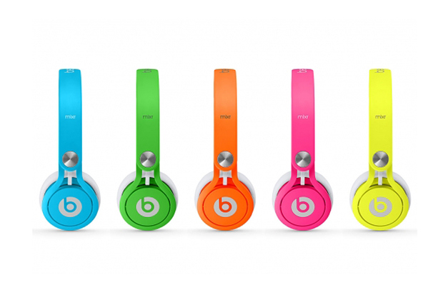 beats-by-dre-2013-neon-mixr-1