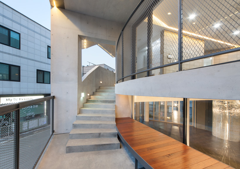 moon-hoon-k-pop-curve-designboom-05