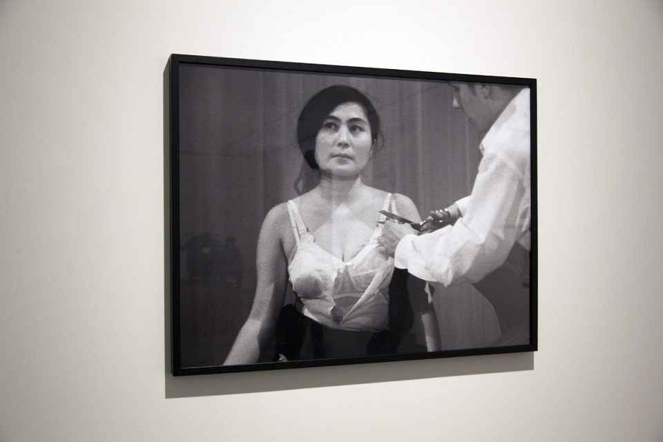 pharrell-williams-girl-exhibition-perrotin-18-960x640