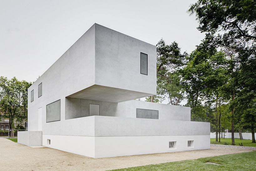 bauhaus-new-masterhouses-gropius-moholy-nagy-designboom-01
