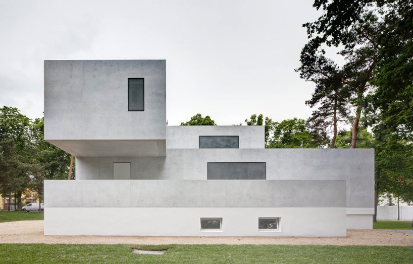 bauhaus-new-masterhouses-gropius-moholy-nagy-designboom-02
