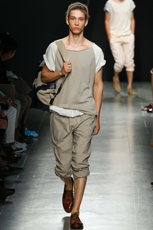 Bottega-Veneta-Men-Spring-Summer-2015-Milan-Fashion-Week-018-300x450