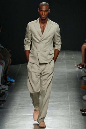 Bottega-Veneta-Men-Spring-Summer-2015-Milan-Fashion-Week-044-300x450