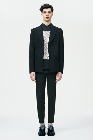 christopher-kane-springsummer-2015-collection-04-300x450