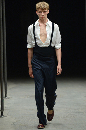 Dries-Van-Noten-SS15-01-300x450