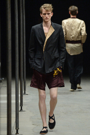 Dries-Van-Noten-SS15-26-300x450