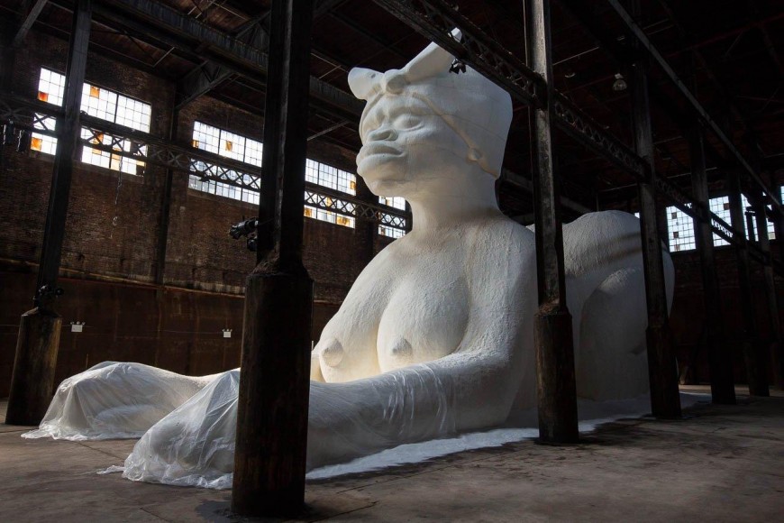 KaraWalkerDomino-TodSeelie-2-870x580