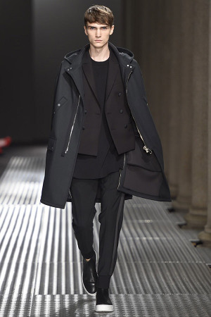 Neil-Barrett-SS15-28-300x450