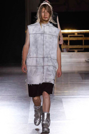 Rick-Owens-SS14-03-300x450