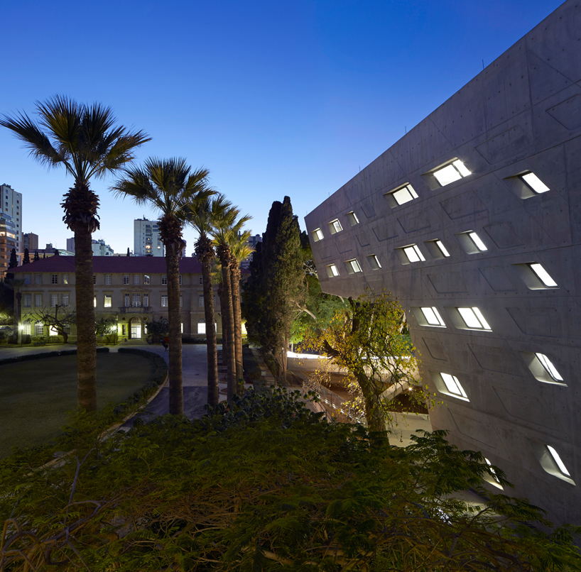 zaha-hadid-Issam-Fares-Institute-designboom15