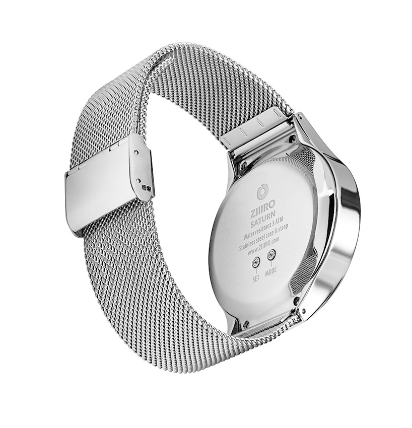 ziiiro-saturn-silver-watch-retro-style-interface-designboom-05