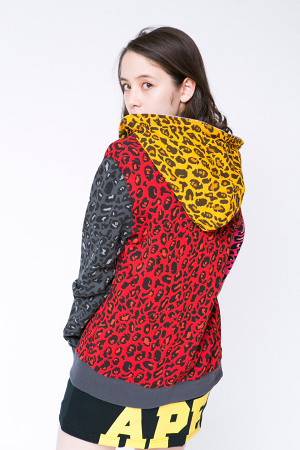 A-Bathing-Ape-FW-14-Womens-02-300x450