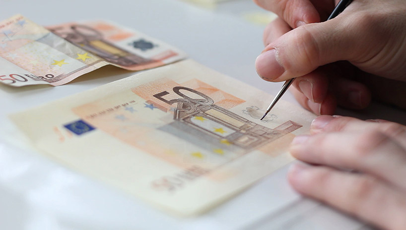 amarist-alejandro-monge-too-much-table-money-designboom-07