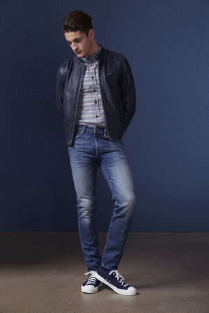 levis-made-crafted-fallwinter-2014-new-west-outdoors-lookbook-01-300x450