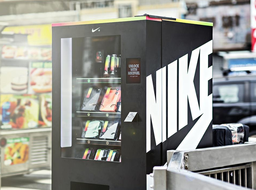 nike-fuelbox-vending-machine-designboom03