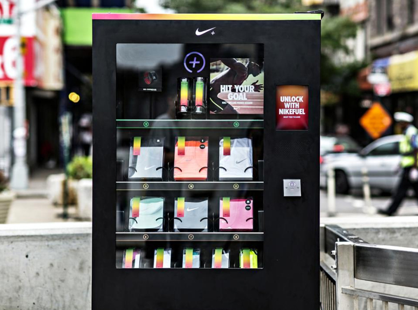 nike-fuelbox-vending-machine-designboom04