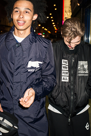 roundel-by-london-underground-fallwinter-2014-lookbook-11-300x450