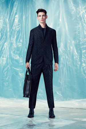 alexander-mcqueen-pre-fall-2014-lookbook-15-300x450