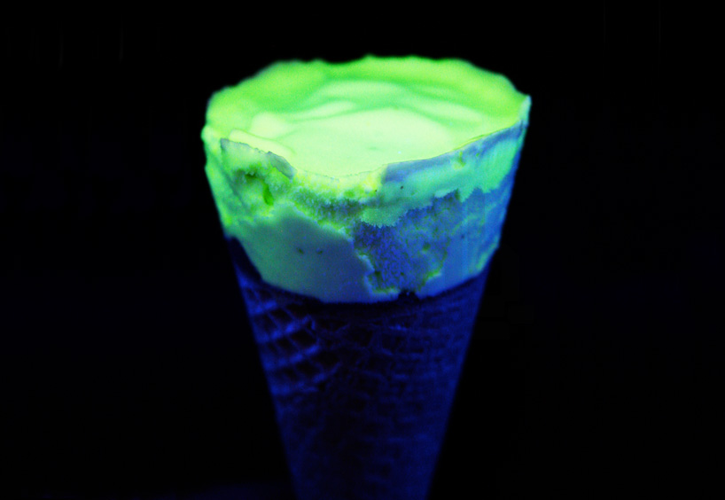 glow-in-the-dark-cornetto-bompas-parr-designboom-06