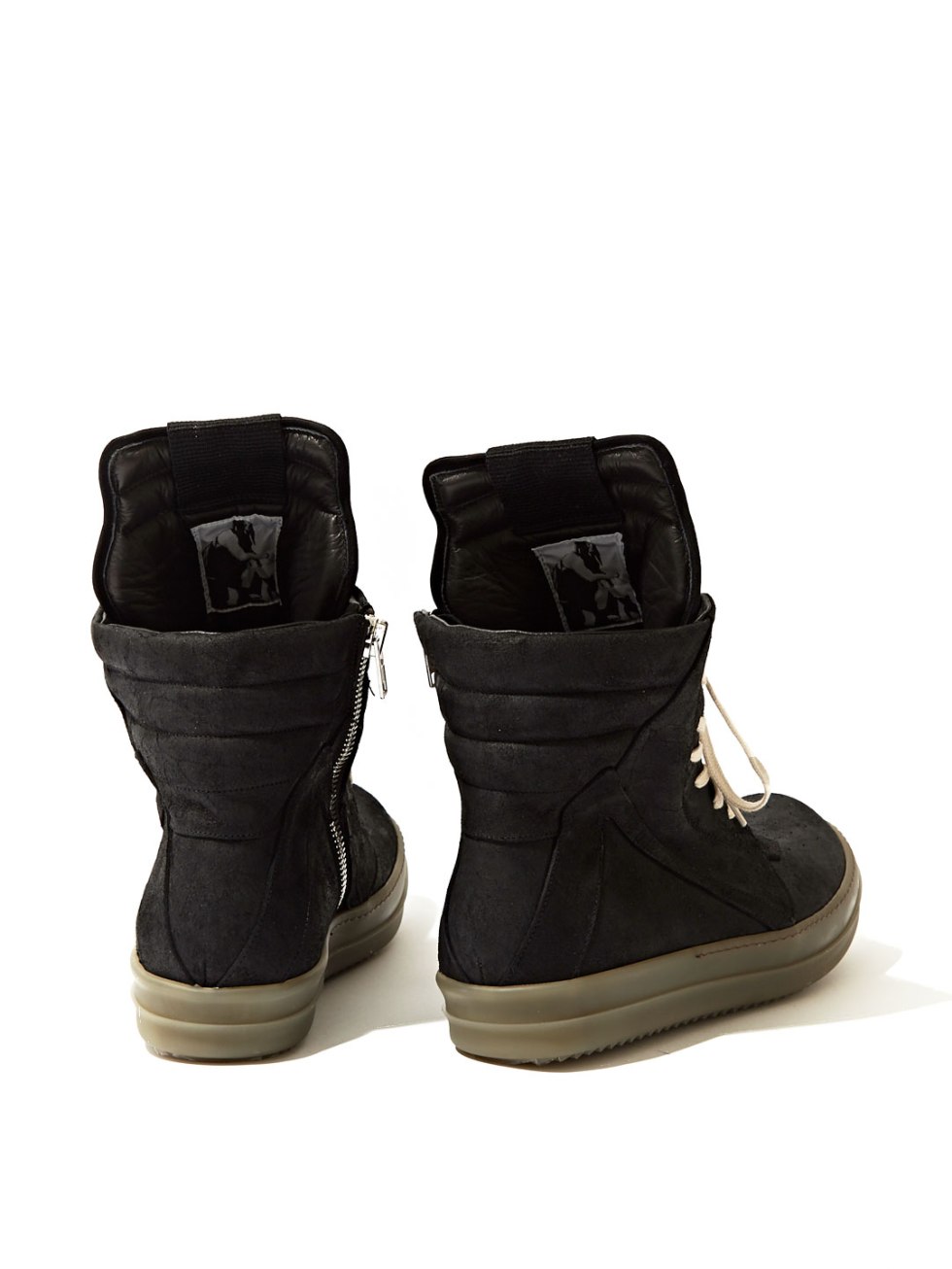 ric0116043blk_08_large