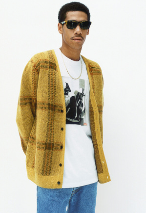 supreme-fallwinter-2014-lookbook-12-300x434
