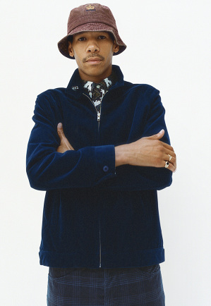 supreme-fallwinter-2014-lookbook-16-300x434