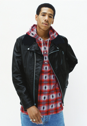 supreme-fallwinter-2014-lookbook-3-300x434