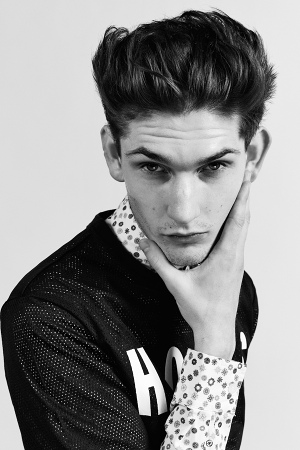 wood-wood-fallwinter-2014-heroes-lookbook-14-300x450