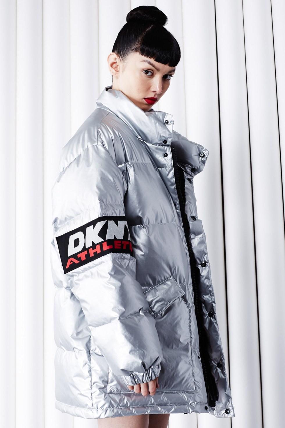 dkny6
