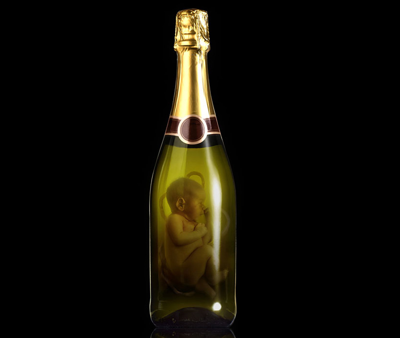 fabricas-too-young-to-drink-campaign-cautions-alcohol-during-pregnancy-designboom-06