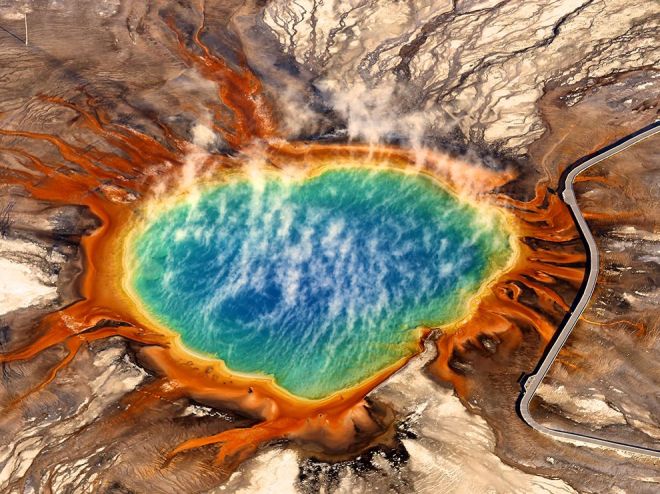 grand-prismatic-spring-yellowstone_82986_990x742