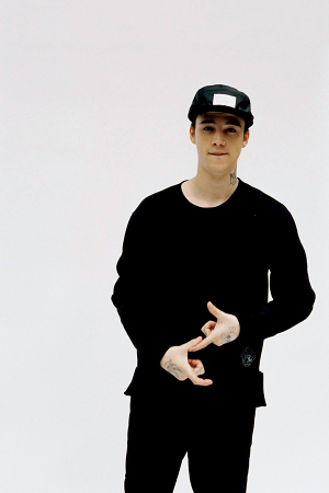 thisisneverthat-fallwinter-2014-navystudy-lookbook-26-300x450