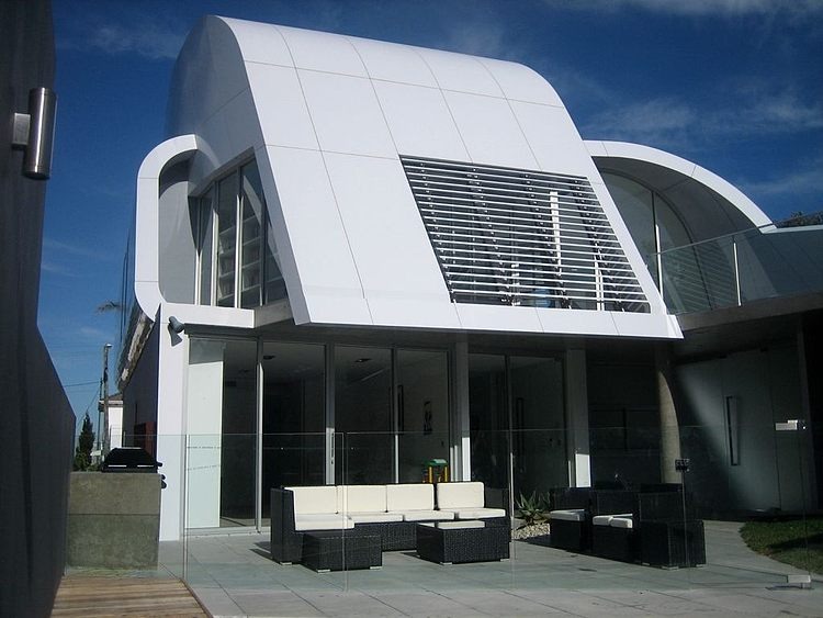 007-moebius-house-tony-owen-partners