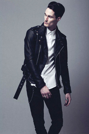 arno-de-france-fallwinter-2014-lookbook-10-300x450