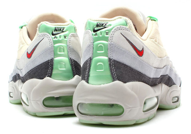 nike-air-max-95-qs-halloween-03