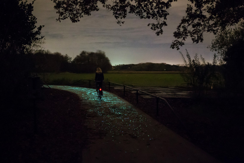 daan-roosegaarde-opens-solar-powered-van-gogh-bike-path-netherlands-designboom-04
