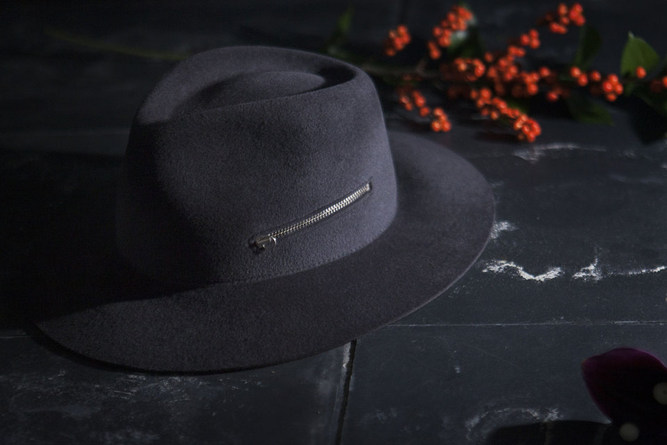 larose-paris-zip-fedora-editorial-2-960x640