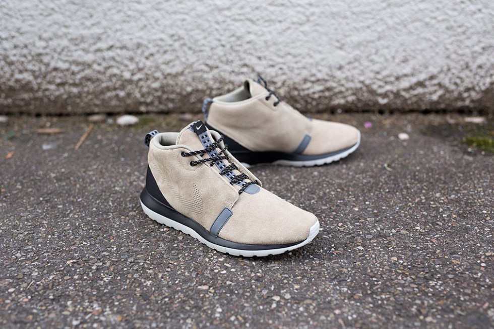 Nike-rosherun-sneakerboot-bambo