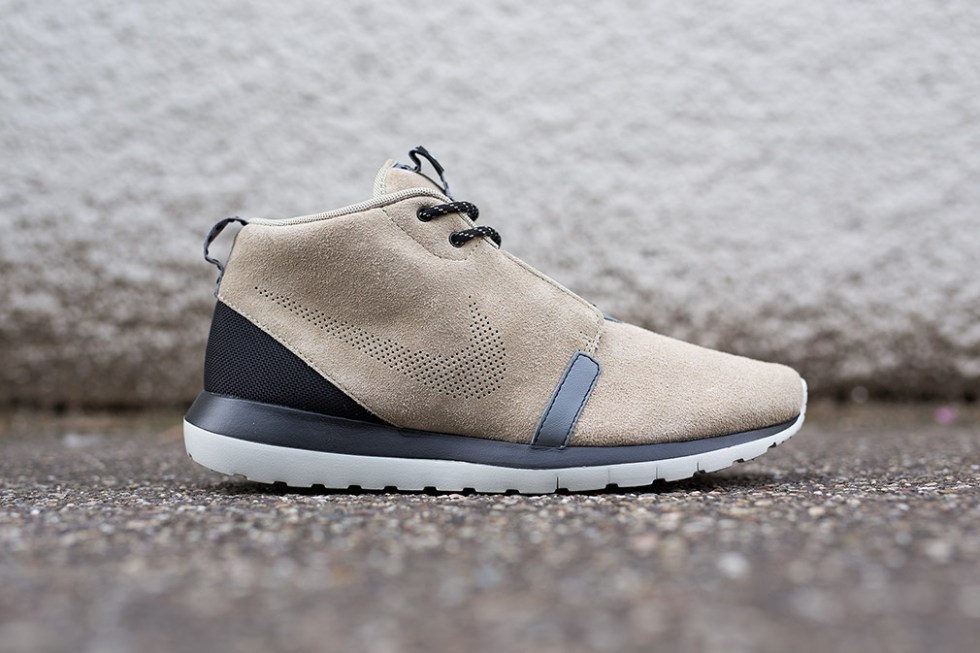 Nike-Rosherun-Sneakerboot