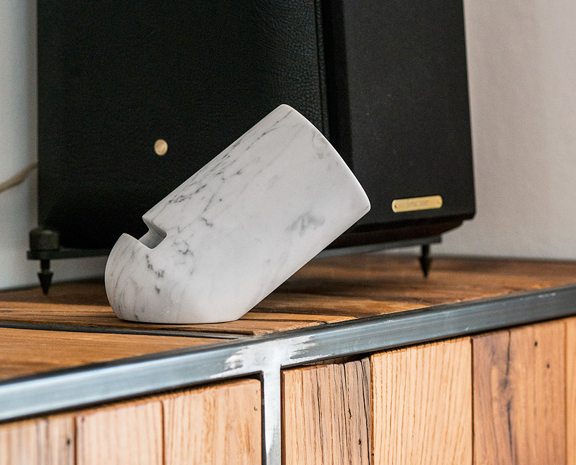 ovo-monitillo-marmi-amplifier-made-from-carrara-marble-designboom-12