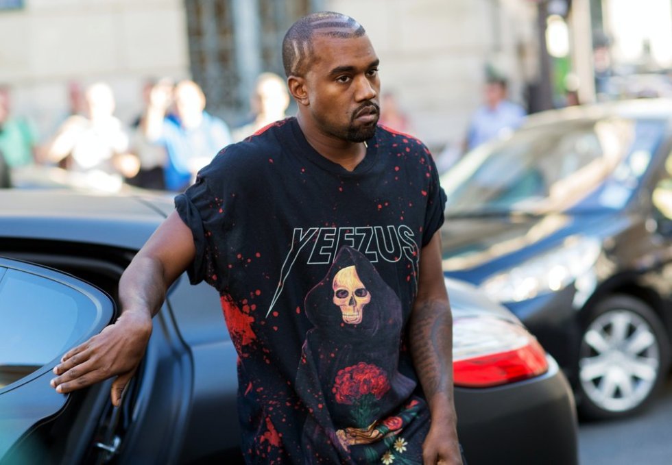 kanye-west-paris-fashion-week-spring-summer-2015-01