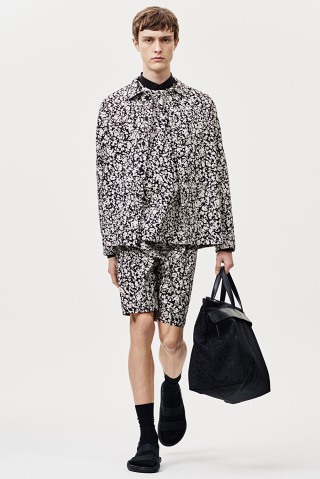 christopher-kane-spring-2016-2-320x480