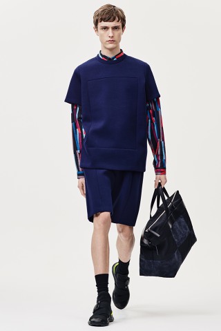 christopher-kane-spring-2016-8-320x480