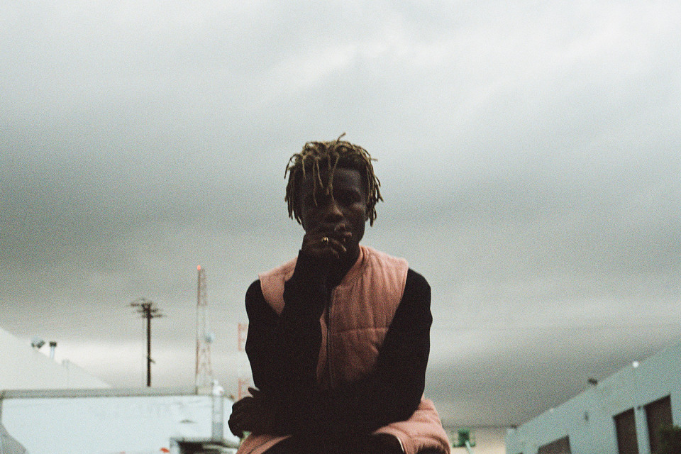 ian-connor-pink-dolphin-shoot-06-960x640