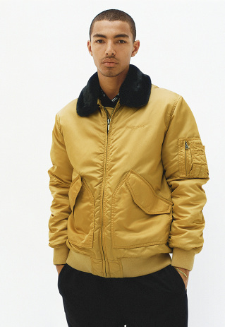 supreme-fall-winter-2015-lookbook-07-320x463