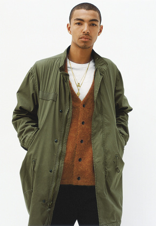 supreme-fall-winter-2015-lookbook-11-320x463